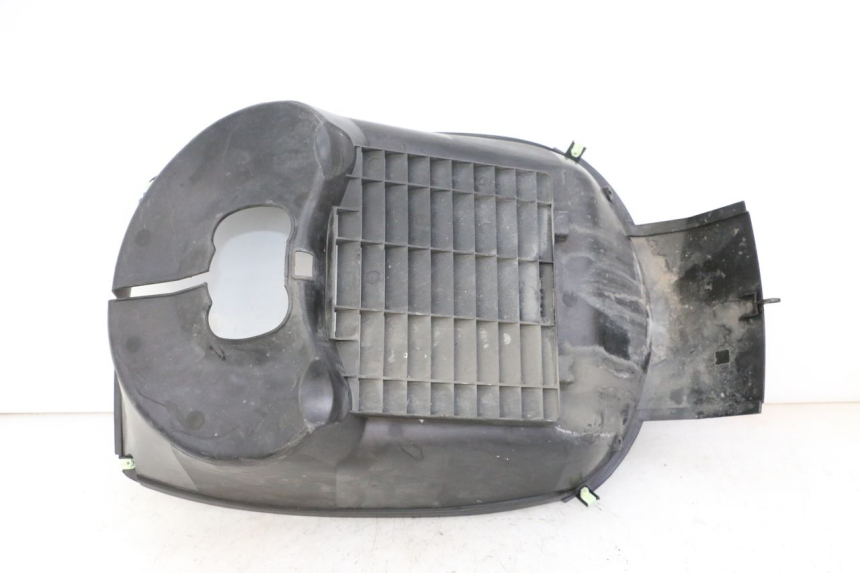 photo de RADIADOR CUBIERTA PEUGEOT SATELIS 250 (2006 - 2012) - Zoom estado de uso