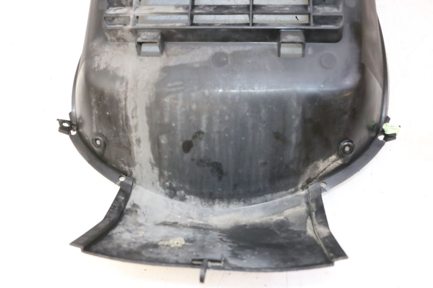 photo de RADIADOR CUBIERTA PEUGEOT SATELIS 125 (2013 - 2018) - Detalle de la pieza