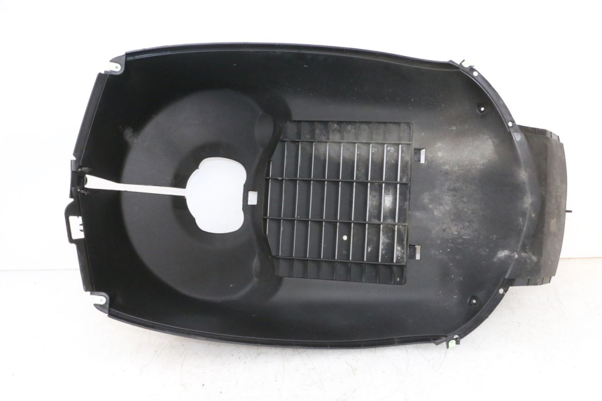 photo de RADIADOR CUBIERTA PEUGEOT SATELIS 125 (2013 - 2018) - Vista principal