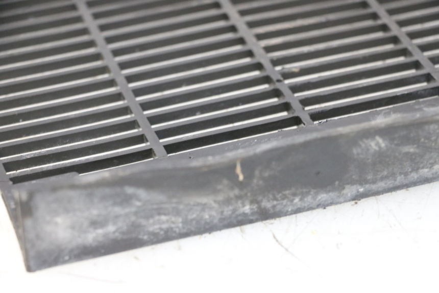 photo de RADIADOR CUBIERTA TRIUMPH SPRINT 900 (1995 - 1998) - Zoom estado de uso