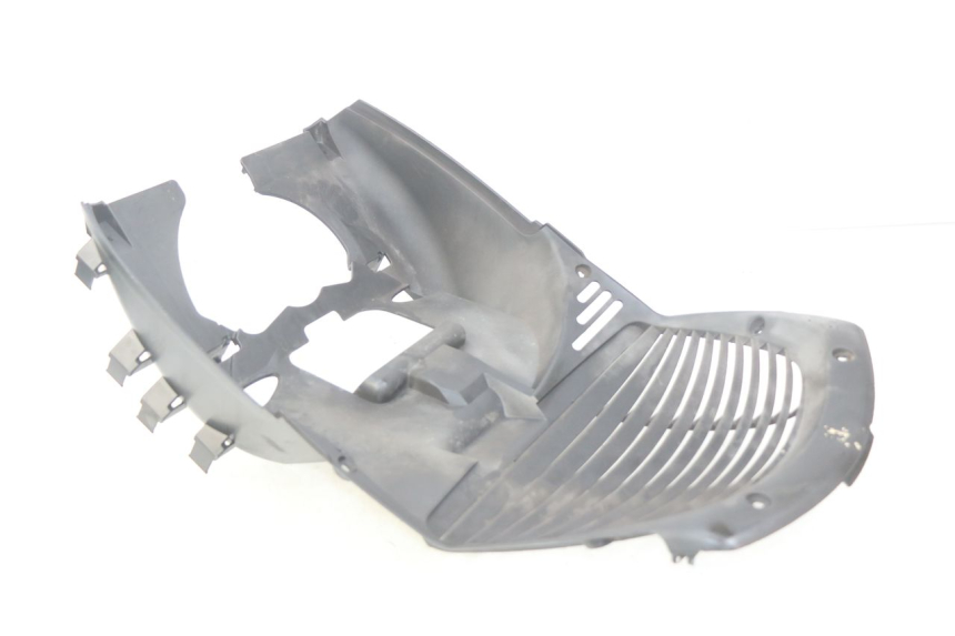 photo de REJILLA DEL RADIADOR YAMAHA XMAX X-MAX 125 (2006 - 2009) - Primer plano técnico