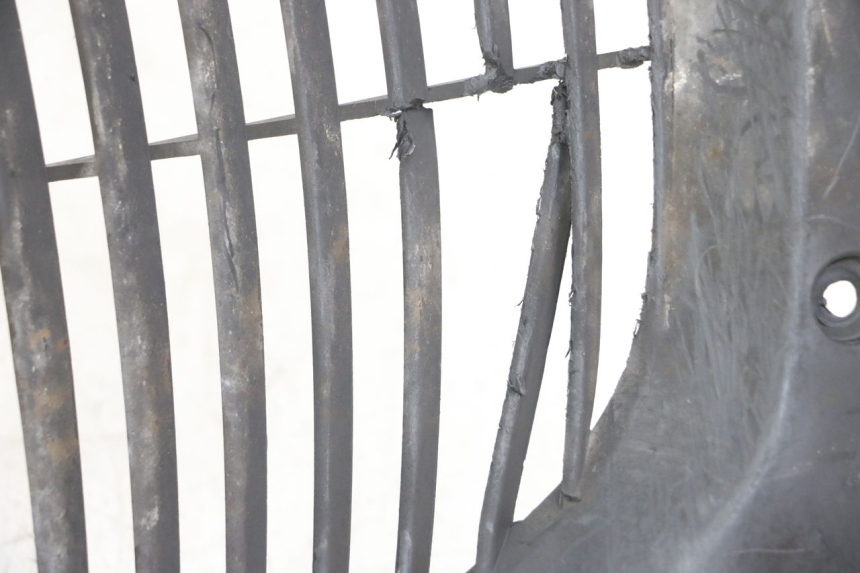 photo de REJILLA DEL RADIADOR YAMAHA X-MAX XMAX 250 (2006 - 2009) - Otra perspectiva