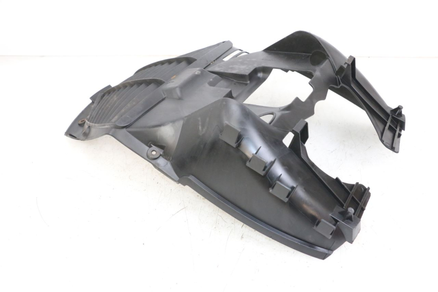 photo de REJILLA DEL RADIADOR YAMAHA X-MAX XMAX 250 (2006 - 2009) - Detalles de los puntos de fijación