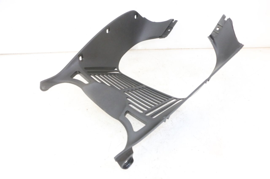 photo de RADIADOR CUBIERTA HONDA XLV VARADERO 125 (2000 - 2006) - Estado de la superficie y material