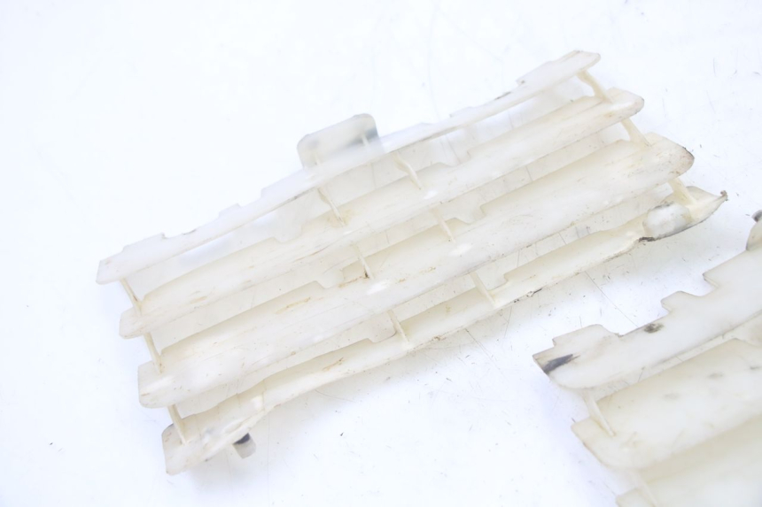 photo de RADIADOR CUBIERTA YAMAHA YZ-F YZF 250 (2007 - 2013) - Detalle de la pieza