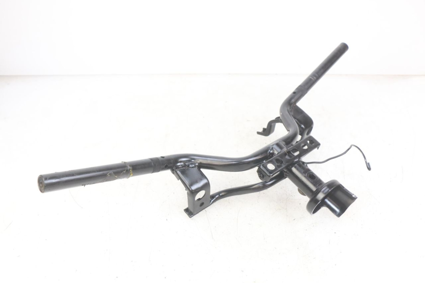 photo de MANILLAR KYMCO AGILITY 16+ 4T 50 (2018 - 2023) - Primer plano técnico