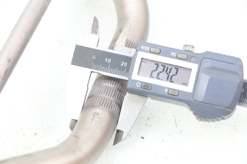 photo de MANILLAR MBK BOOSTER SPIRIT NAKED 50 (2004 - 2017) - Zoom estado de uso