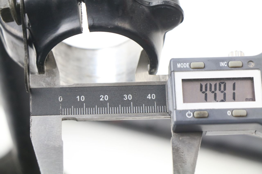 photo de MANILLAR HONDA CBR 919 RR FIREBLADE 900 (1998 - 1999) - Detalle de la pieza