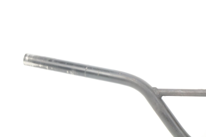 photo de MANILLAR LONCIN DIRT BIKE 125 - Detalles de los puntos de fijación