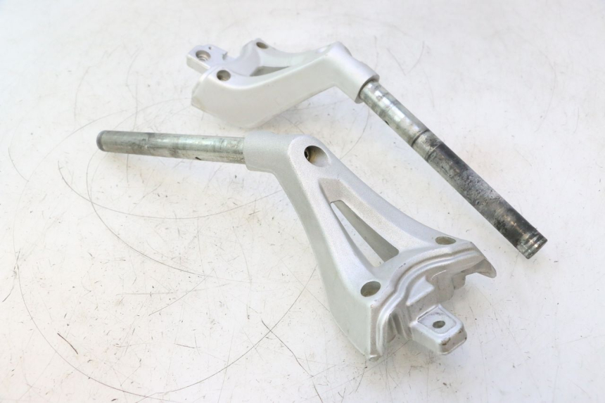 photo de MANILLAR GILERA GP 800 (2007 - 2013) - Otra perspectiva