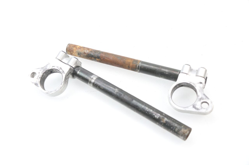 photo de MANILLAR SUZUKI GSXF GSX F 600 (1988 - 1997) - Otra perspectiva