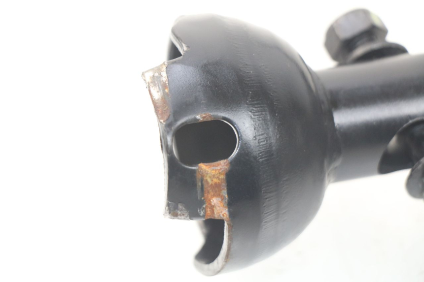 photo de LUZ TRASERA PEUGEOT KISBEE 4T 50 (2018 - 2022) - Detalle de la pieza