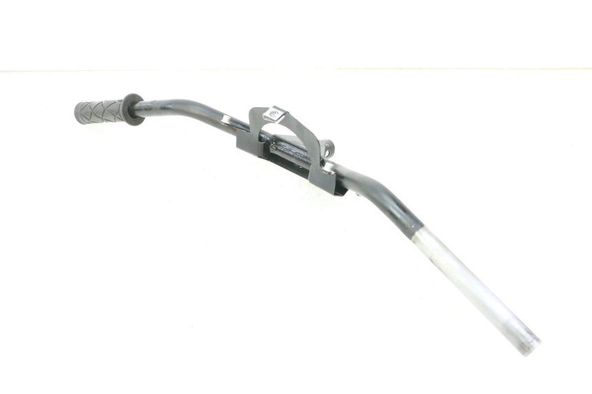 photo de MANILLAR LIGIER PULSE 3 1 (2014 - 2020) - Primer plano técnico