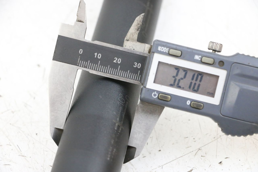 photo de MANILLAR BMW R GS 1250 (2021 - 2024) - Detalle de la pieza