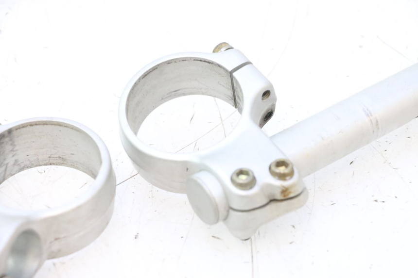 photo de MANILLAR DUCATI SS IE DS CARENEE 1000 (2002 - 2006) - Primer plano técnico