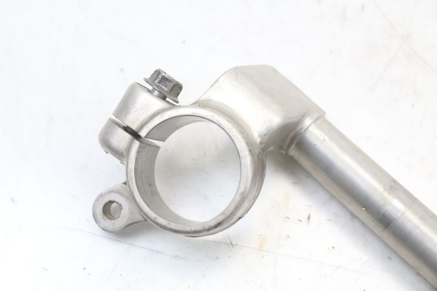 photo de MANILLAR SUZUKI SV S 650 (1999 - 2002) - Primer plano técnico