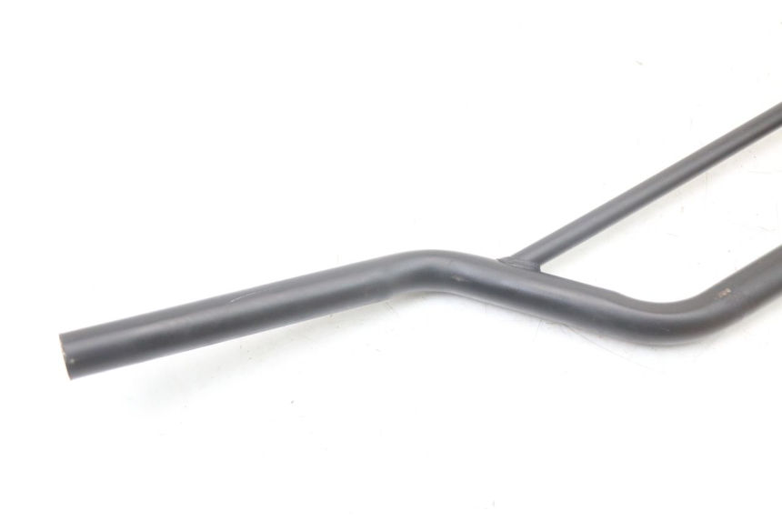 photo de MANILLAR NITRO MOTORS THUNDER 125 - Detalles de los puntos de fijación