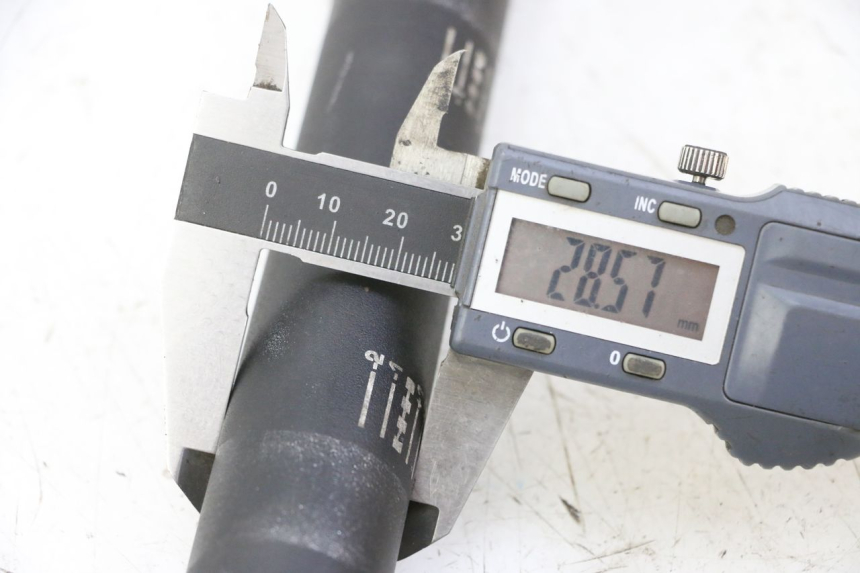 photo de MANILLAR YAMAHA YZF YZ-F 450 (2014 - 2016) - Detalle de la pieza