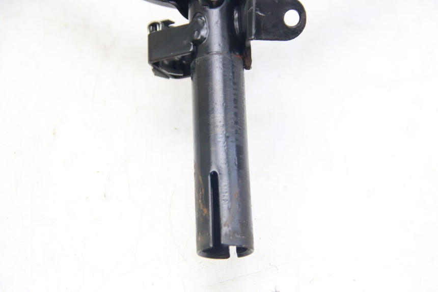 photo de MANILLAR PIAGGIO ZIP 4T 50 (2018 - 2020) - Zoom sobre los componentes