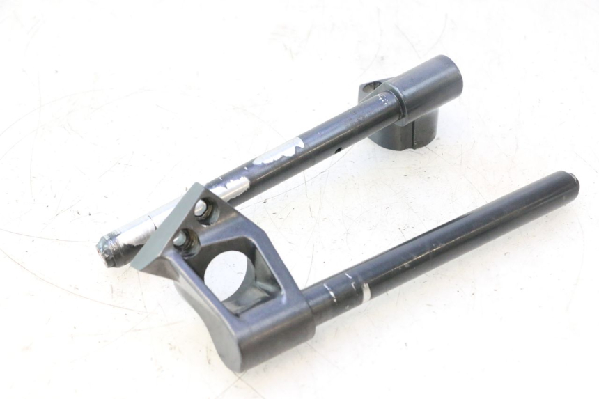 photo de MANILLAR KAWASAKI ZZR 600 (1995 - 2004) - Primer plano técnico