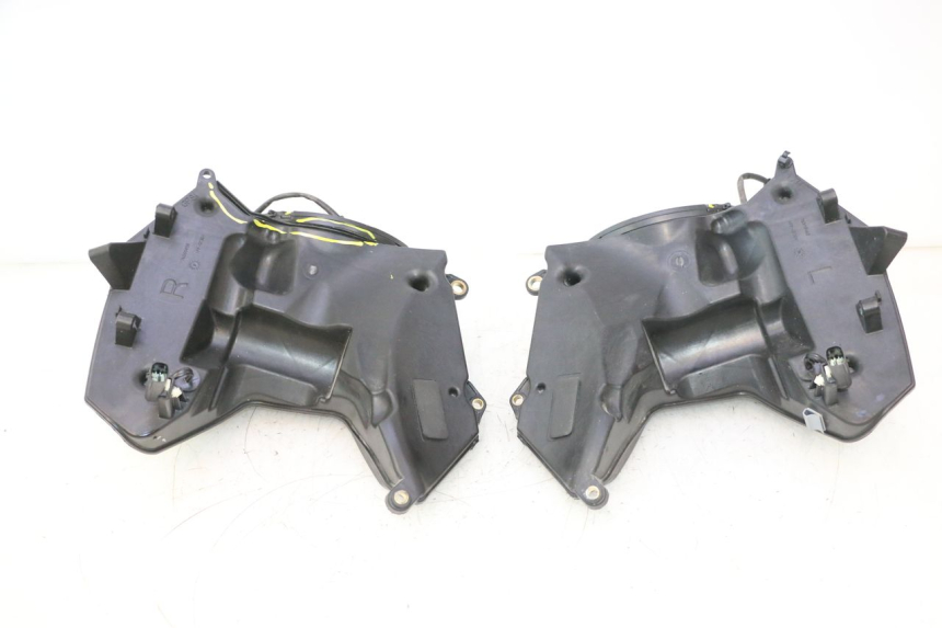 photo de ALTAVOZ HARLEY DAVIDSON ROAD GLIDE FLTRXSE 1920 (2018 - 2022) - Primer plano de alta resolución