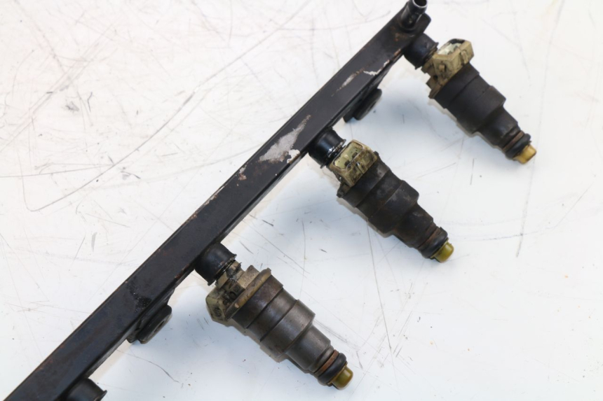 photo de INYECTOR BMW K100 1000 (1982 - 1990) - Zoom estado de uso