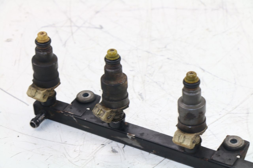 photo de INYECTOR BMW K100 1000 (1982 - 1990) - Recambio usado revisado