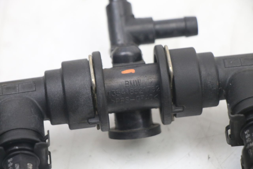 photo de INYECTOR BMW S RR ABS S1000RR 1000 (2015 - 2018) - Estado de la superficie y material