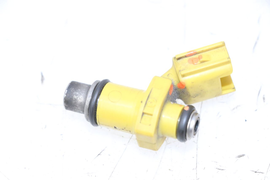 photo de INYECTOR SUZUKI BURGMAN 125 (2007 - 2014) - Primer plano técnico