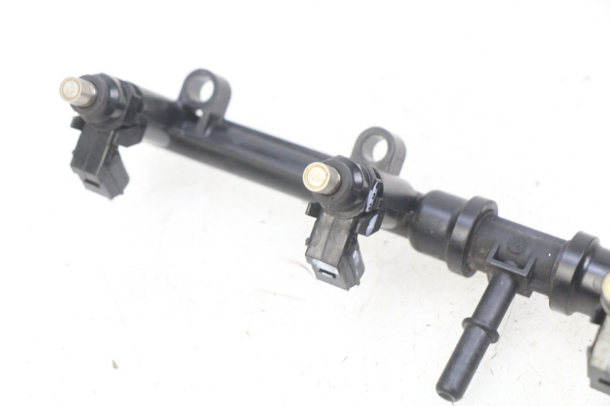 photo de INYECTOR HONDA CB R 1000 (2018 - 2023) - Recambio usado revisado