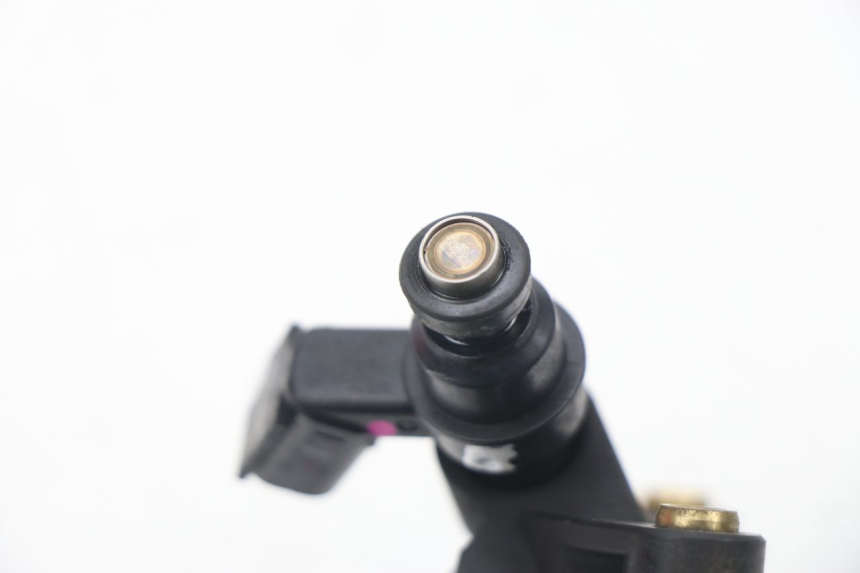 photo de INYECTOR HONDA CBF 125 (2009 - 2015) - Zoom estado de uso