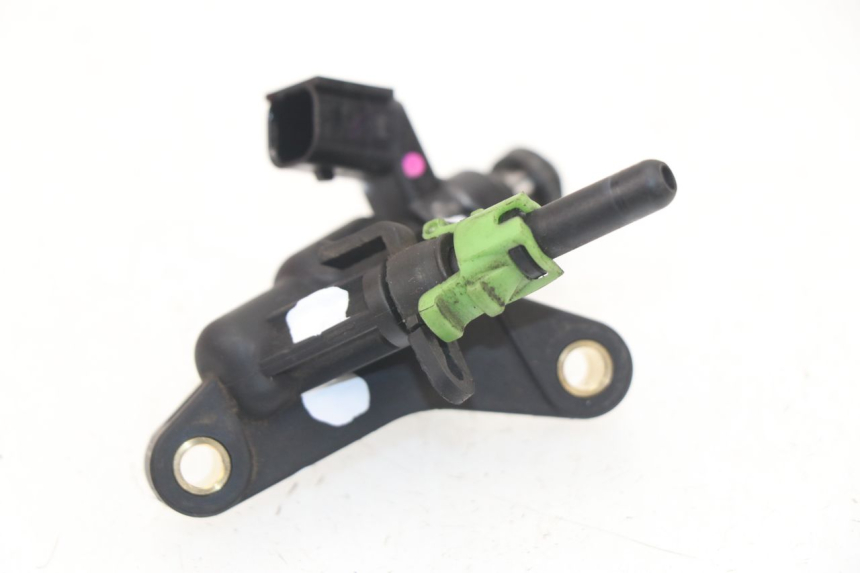 photo de INYECTOR HONDA CBF 125 (2009 - 2015) - Detalles de los puntos de fijación