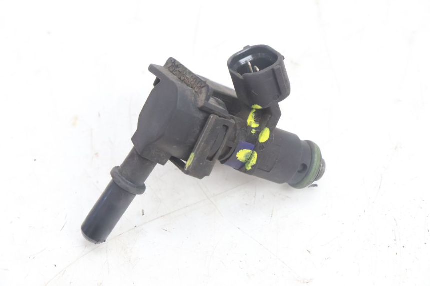 photo de INYECTOR PEUGEOT CITYSTAR 125 (2011 - 2017) - Detalles de los puntos de fijación