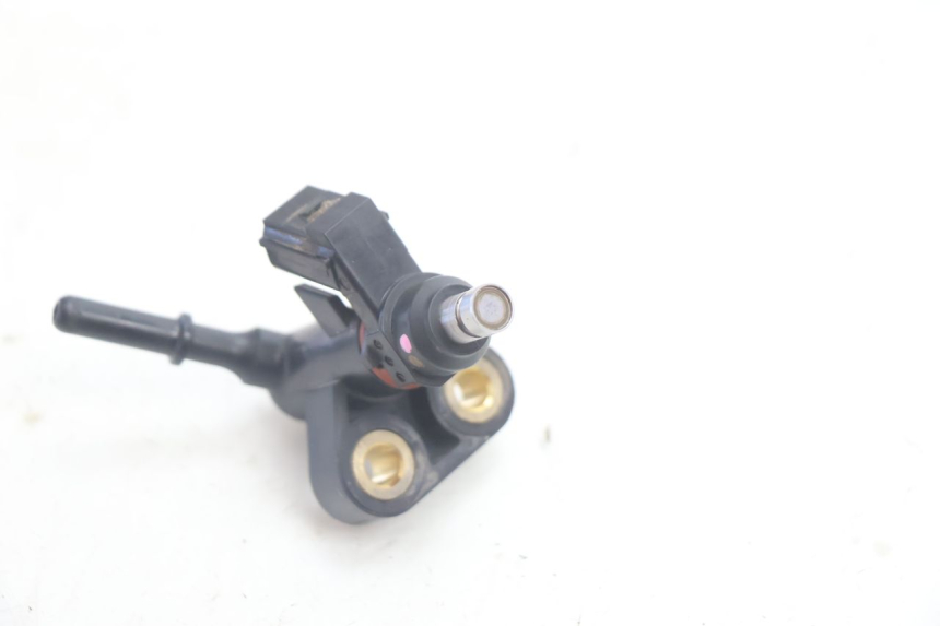 photo de INYECTOR HONDA CRF CR-F 125 (2020 - 2021) - Primer plano técnico
