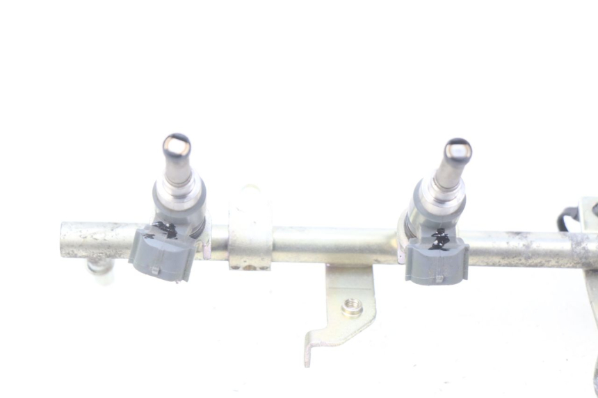 photo de INYECTOR YAMAHA FJR ABS 1300 (2016 - 2020) - Detalle de la pieza