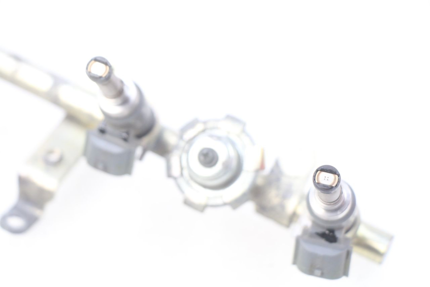 photo de INYECTOR YAMAHA FJR ABS 1300 (2016 - 2020) - Primer plano técnico