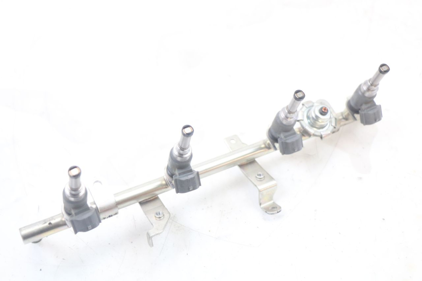 photo de INYECTOR YAMAHA FJR ABS 1300 (2006 - 2012) - Detalles de los puntos de fijación