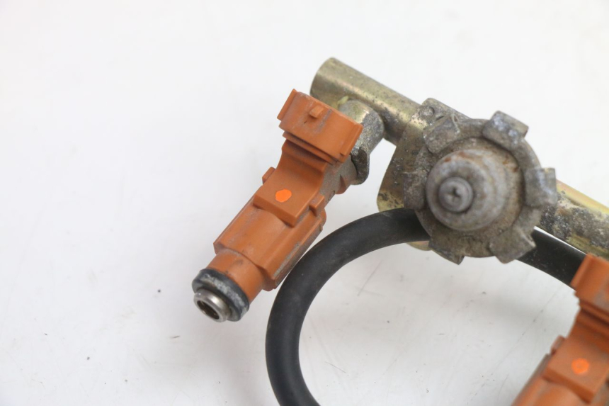 photo de INYECTOR YAMAHA FJR 1300 (2001 - 2005) - Detalle de la pieza