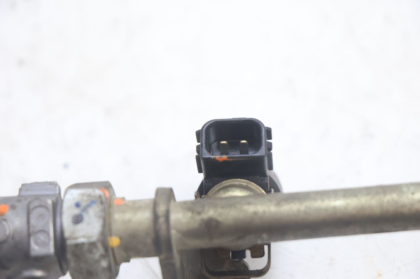 photo de INYECTOR HONDA FJS SILVER WING SILVERWING 400 (2005 - 2008) - Recambio usado revisado