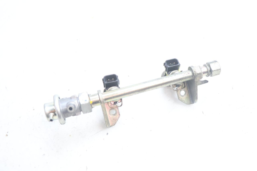 photo de INYECTOR HONDA FJS SILVER WING SILVERWING 400 (2005 - 2008) - Detalles de los puntos de fijación
