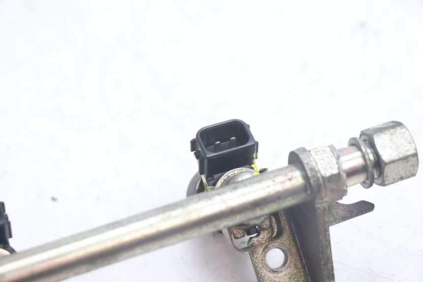 photo de INYECTOR HONDA FJS SILVER WING SILVERWING 400 (2005 - 2008) - Recambio usado revisado
