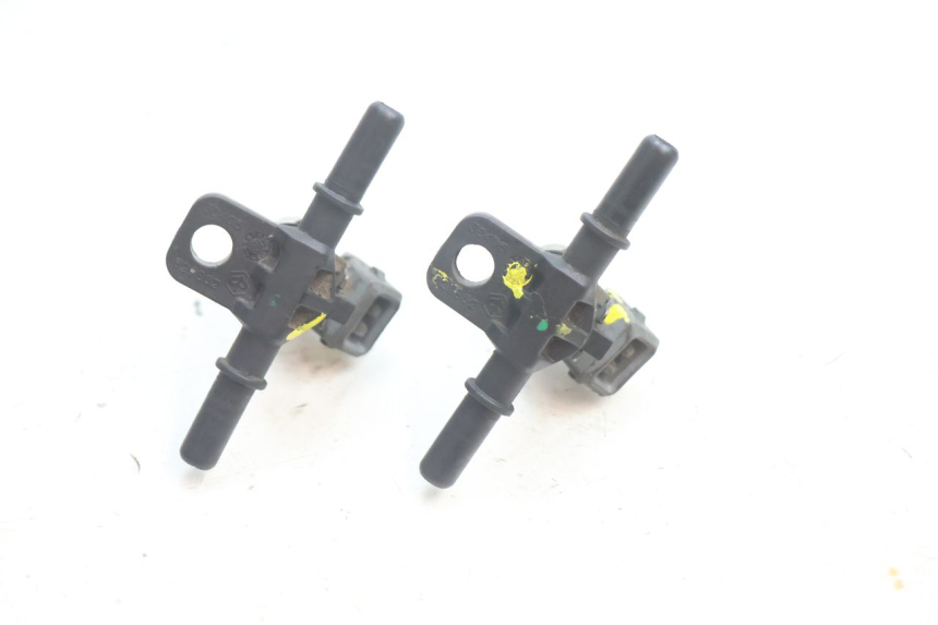 photo de INYECTOR GILERA GP 800 (2007 - 2013) - Primer plano técnico