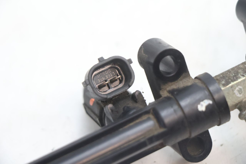 photo de INYECTOR SUZUKI GSR 600 (2005 - 2012) - Otra perspectiva