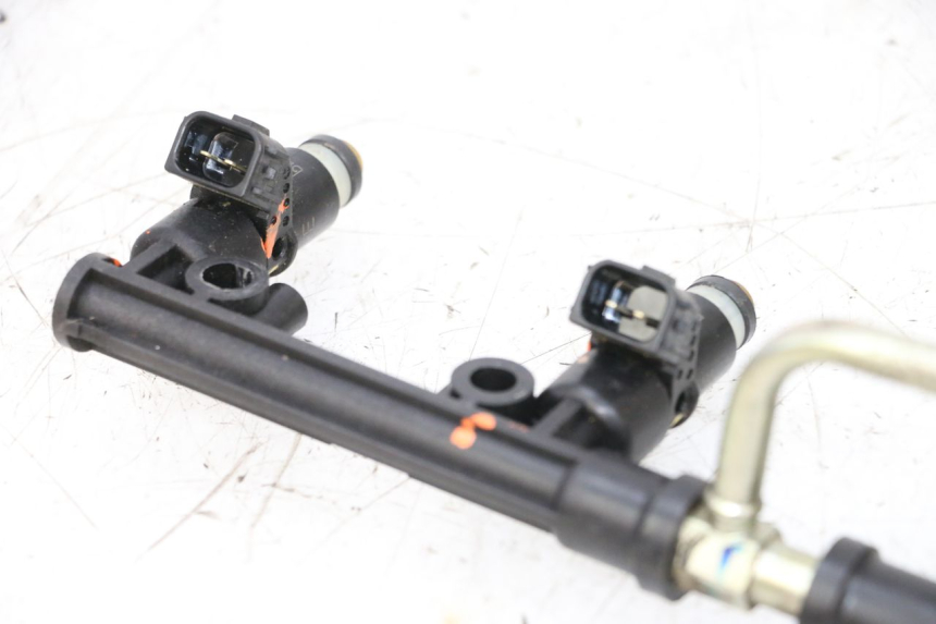 photo de INYECTOR SUZUKI GSXR GSX-R 1000 (2003 - 2004) - Zoom sobre los componentes