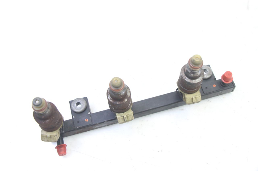 photo de INYECTOR BMW K 75 RT 750 (1989 - 1997) - Primer plano técnico