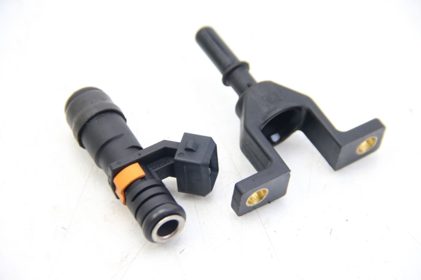 photo de INYECTOR PEUGEOT KISBEE 2T 50 (2018 - 2022) - Primer plano técnico