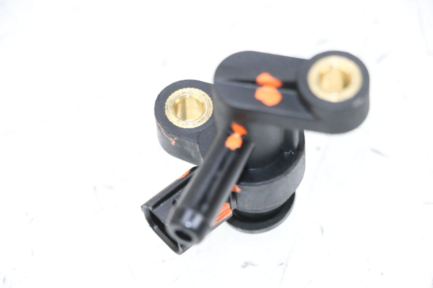 photo de INYECTOR PEUGEOT KISBEE 4T 50 (2018 - 2022) - Otra perspectiva