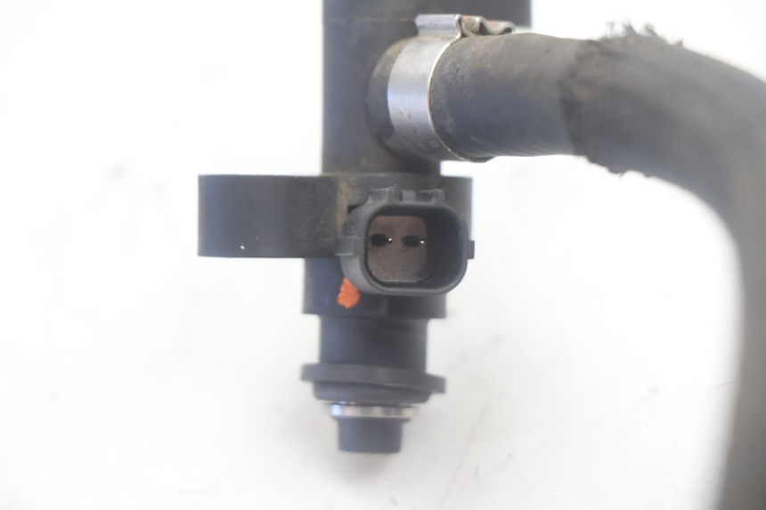 photo de INYECTOR PEUGEOT KISBEE 4T 50 (2018 - 2022) - Primer plano técnico