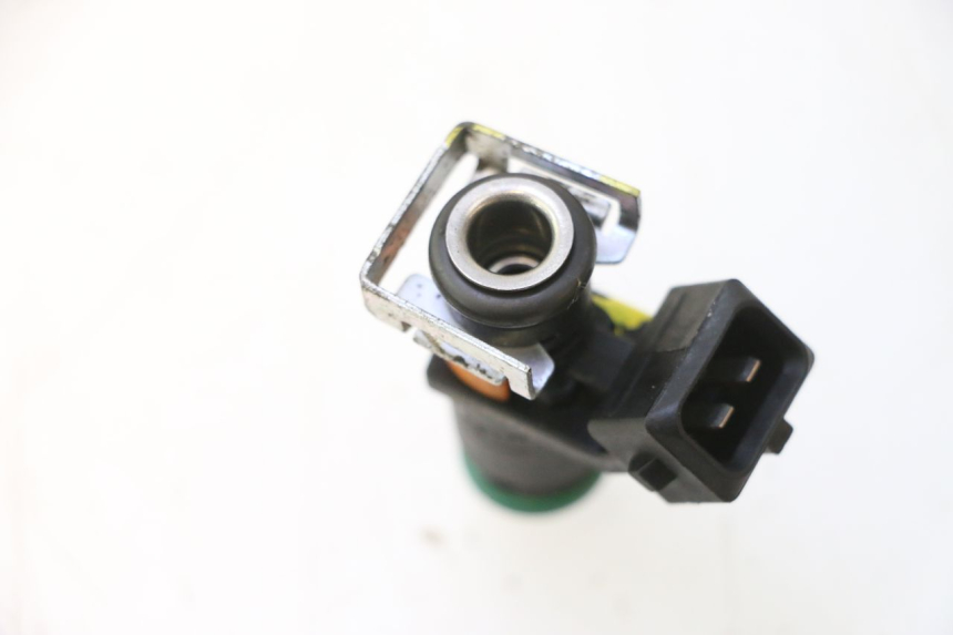 photo de INYECTOR PEUGEOT KISBEE 4T 50 (2023 - 2026) - Zoom estado de uso