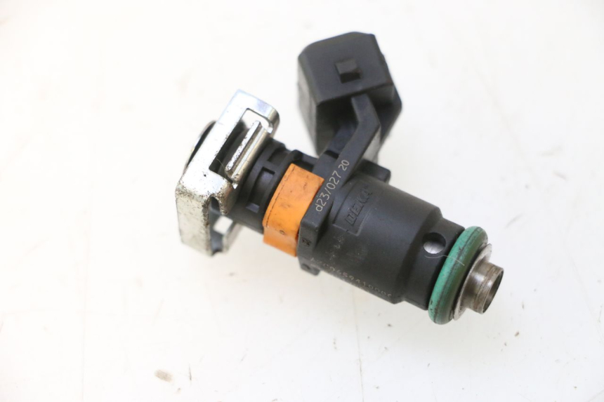 photo de INYECTOR PEUGEOT KISBEE 4T 50 (2023 - 2026) - Otra perspectiva